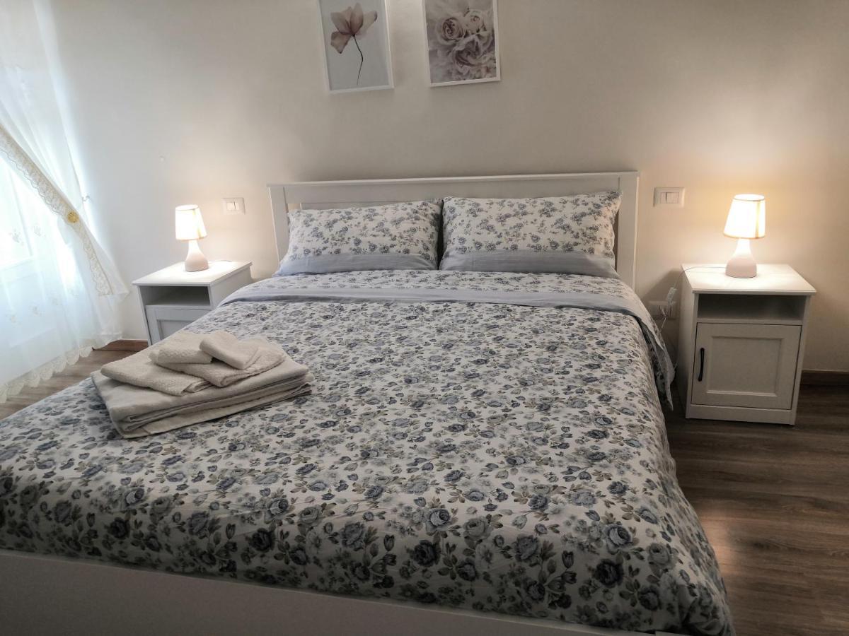 Hotel Casa Sabina Intra Zewnętrze zdjęcie